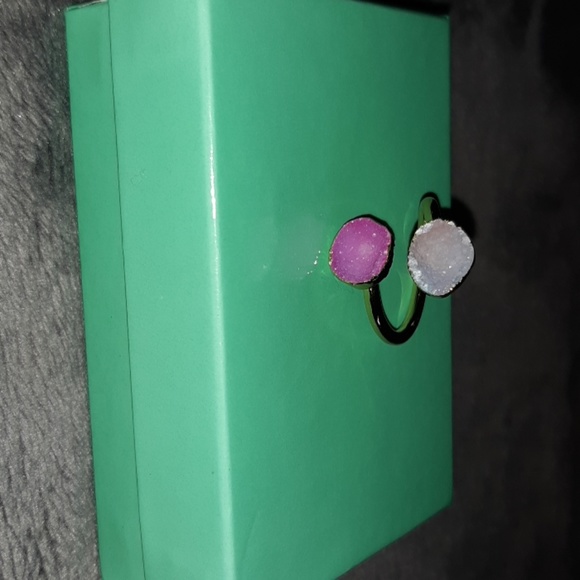 Ring - Picture 2 of 3